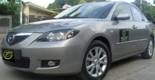 Mazda 3 Sedan Fuente: executiverentacar.com.co
